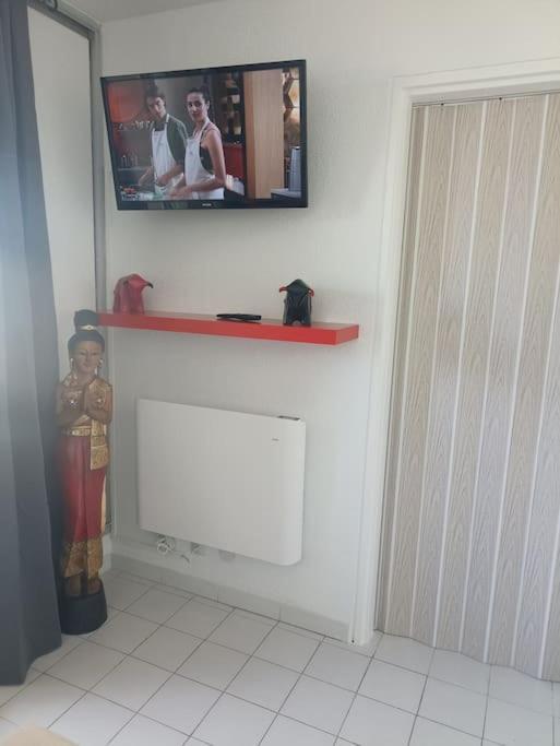 2 Pieces + Cabine, 6 Couchages Le Grau-du-Roi