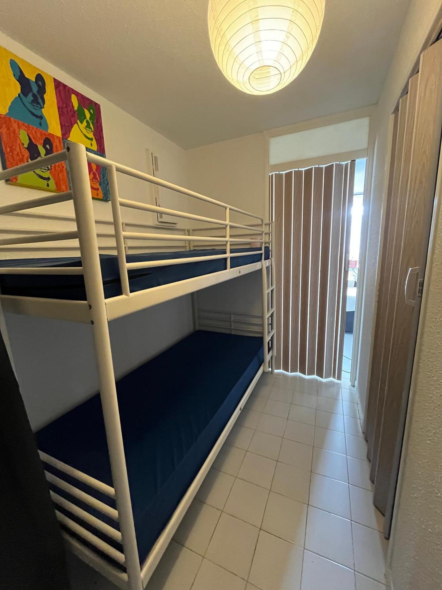 2 Pieces + Cabine, 6 Couchages * Le Grau-du-Roi